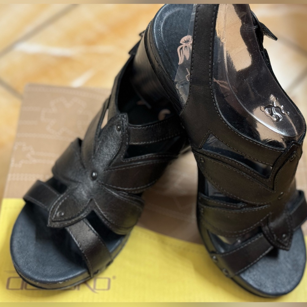 Dansko sandals #263